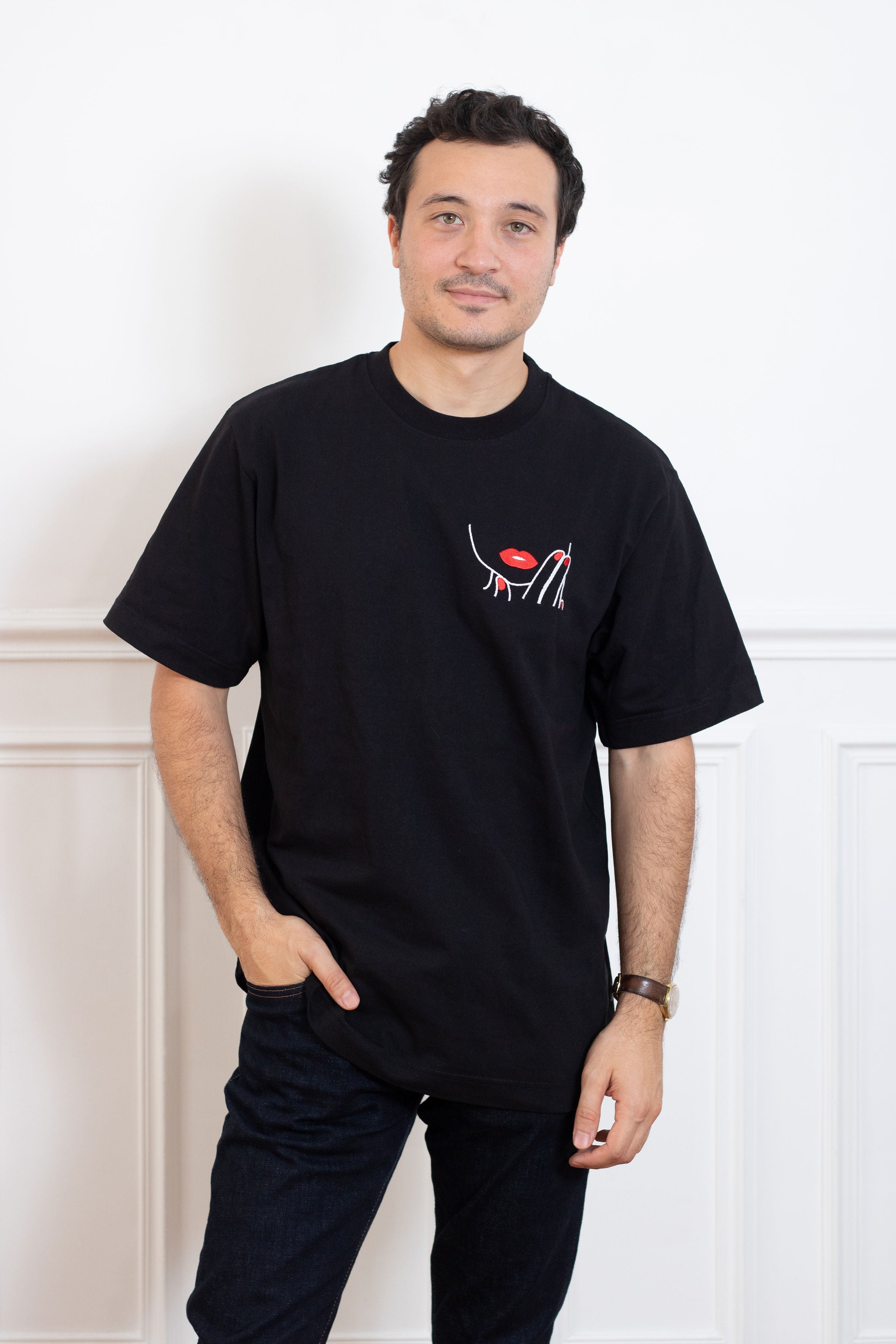 TEE-SHIRT NOIR LEVRES